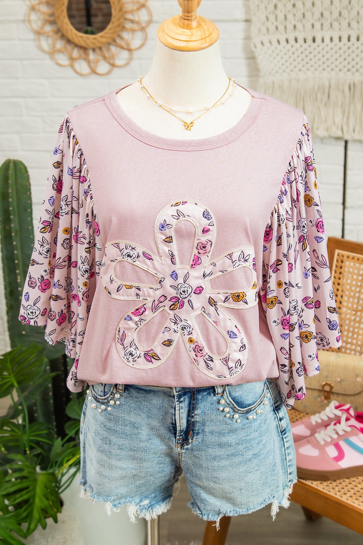 Floral Contrast Blouse